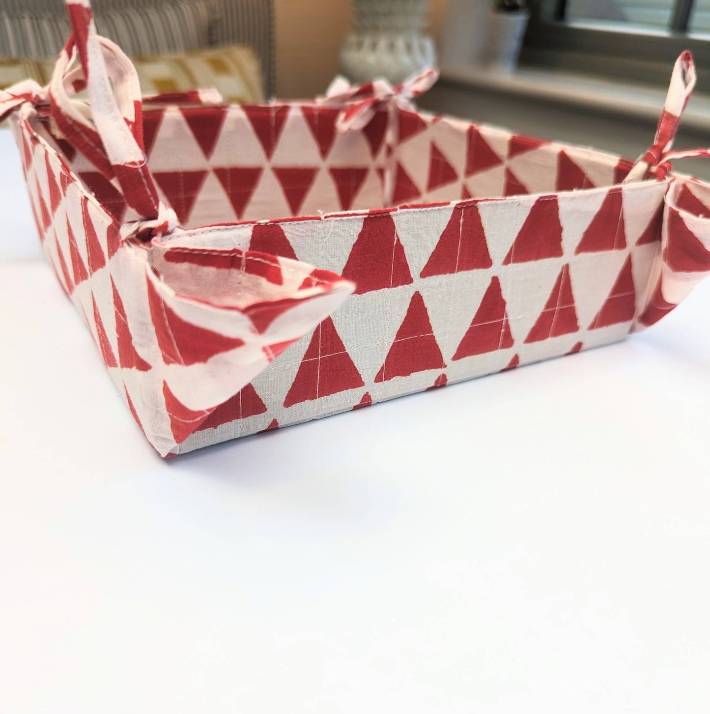 Sophie printed tray: 22x22cm