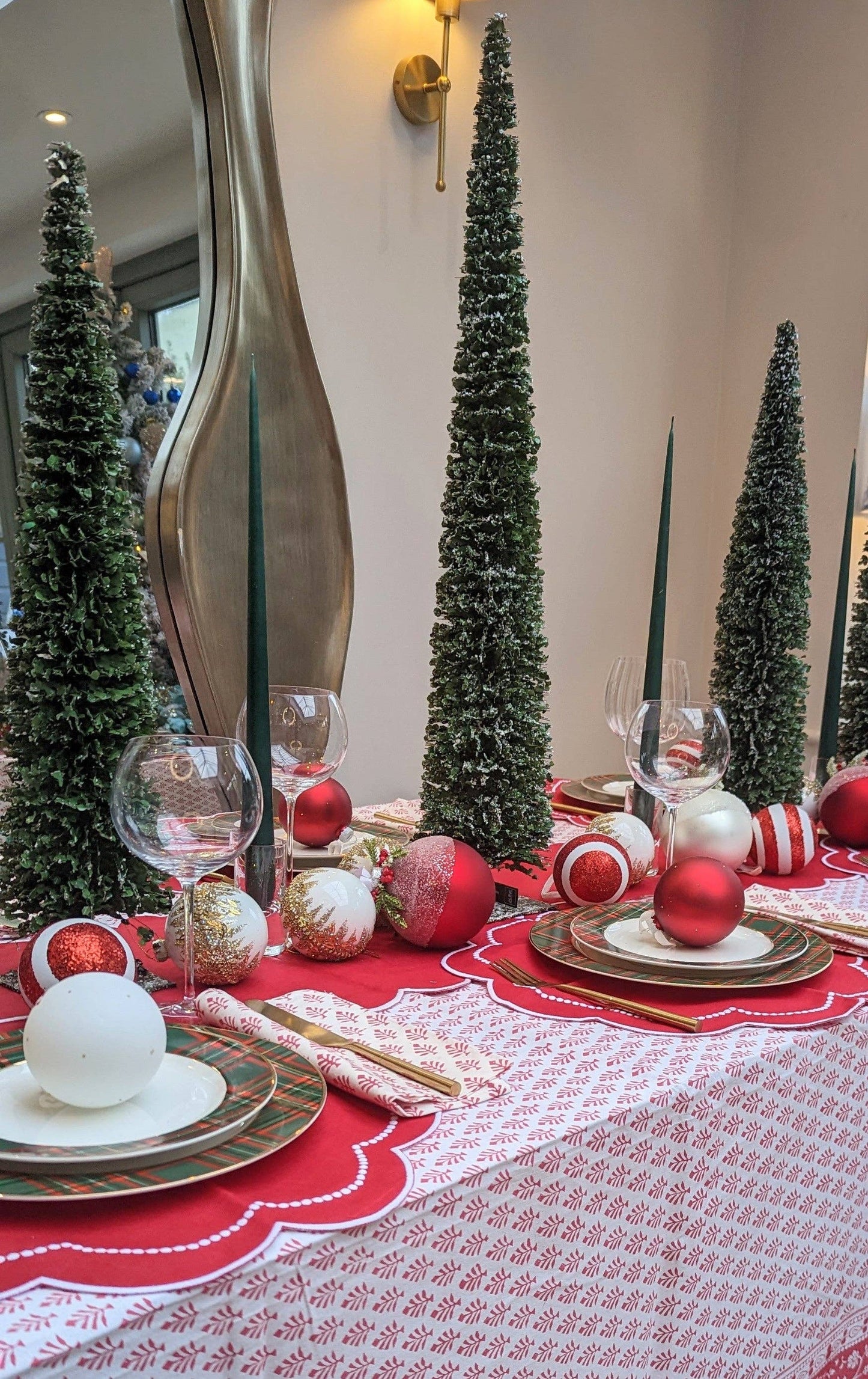 Sofia Red Tablecloth
